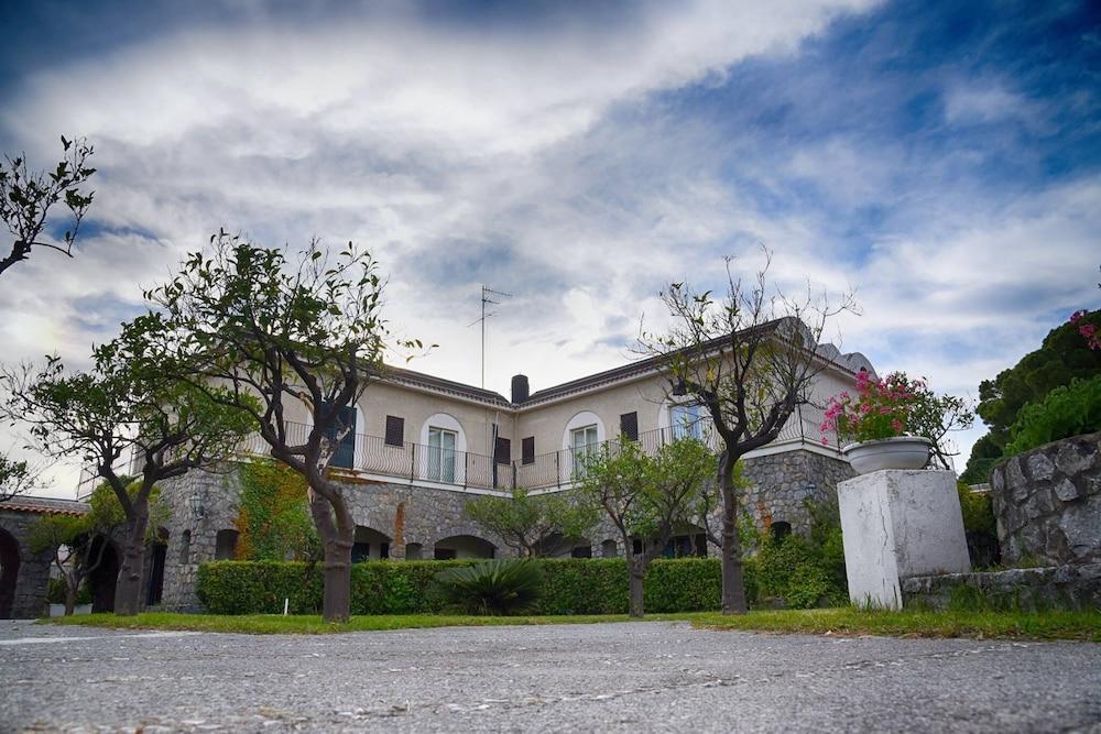 Hotel Delle Stelle Beach Resort Sangineto Exterior photo