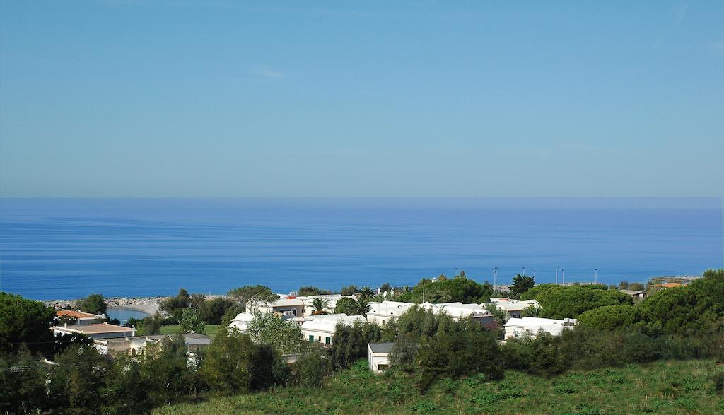 Hotel Delle Stelle Beach Resort Sangineto Exterior photo